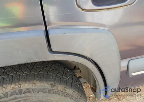 2002 Chevrolet Tahoe Lt z USA, uszkodzony, nr VIN 1GNEC13ZX2R273935